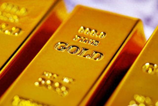 金价再创历史新高 机构：有望冲击7000美元