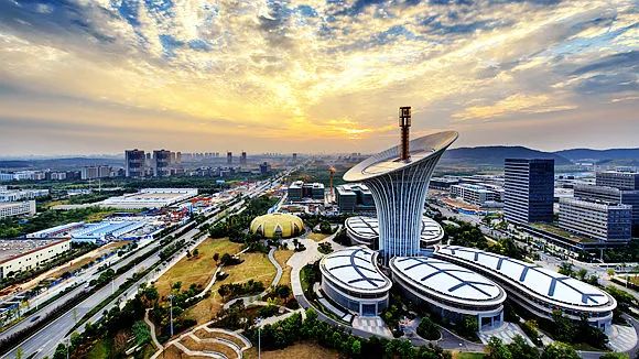 债市公告精选(9月25日)| 亿达中国清盘呈请聆讯延期至11月18日;武汉当代科技被债权人申请破产重整