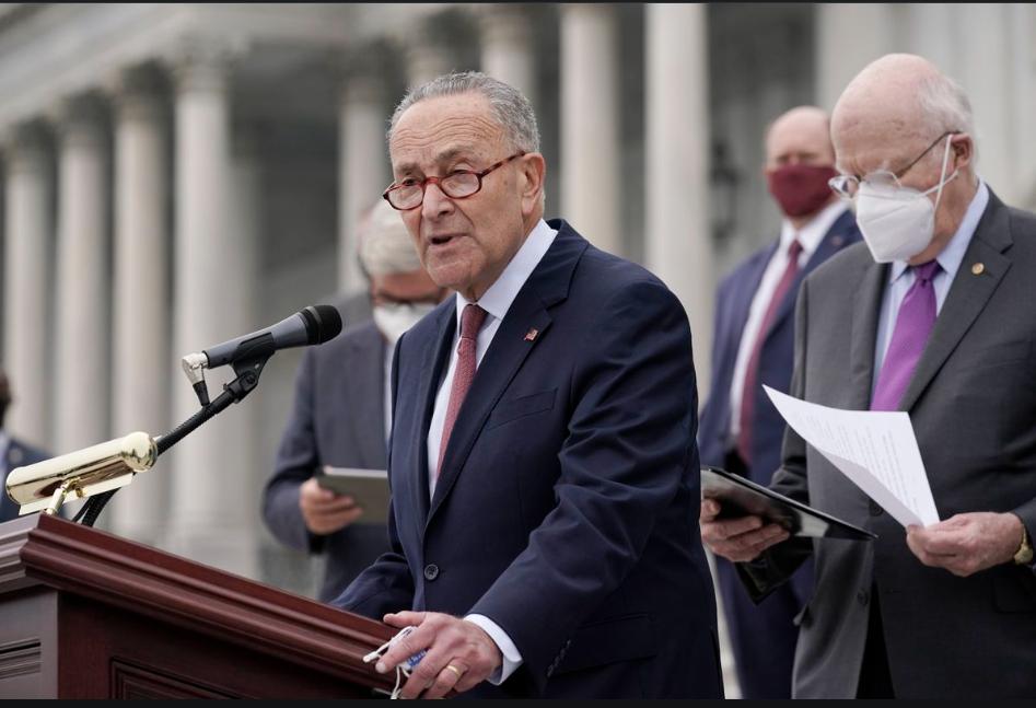 美国会参议院投票通过短期支出法案 险过政府“关门”危机