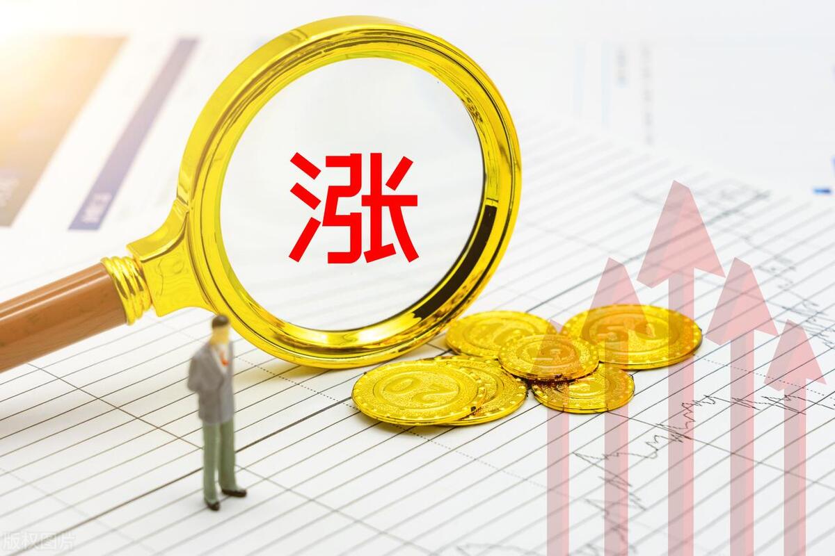 债市急跌!股债“跷跷板”效应再现?业内:零售端暂无赎回压力 但应保持警惕