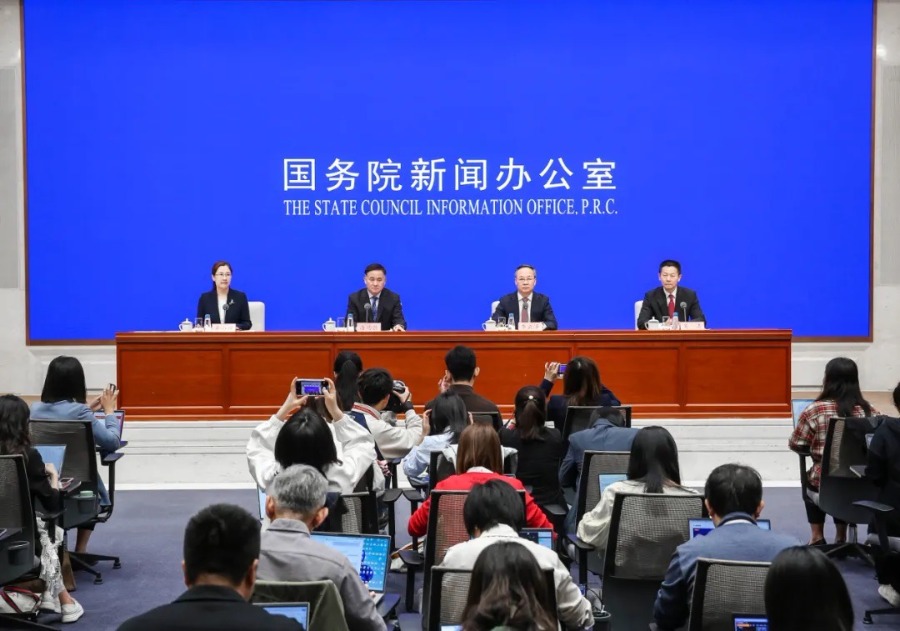 抓住抓好三大主线 全面深化资本市场改革