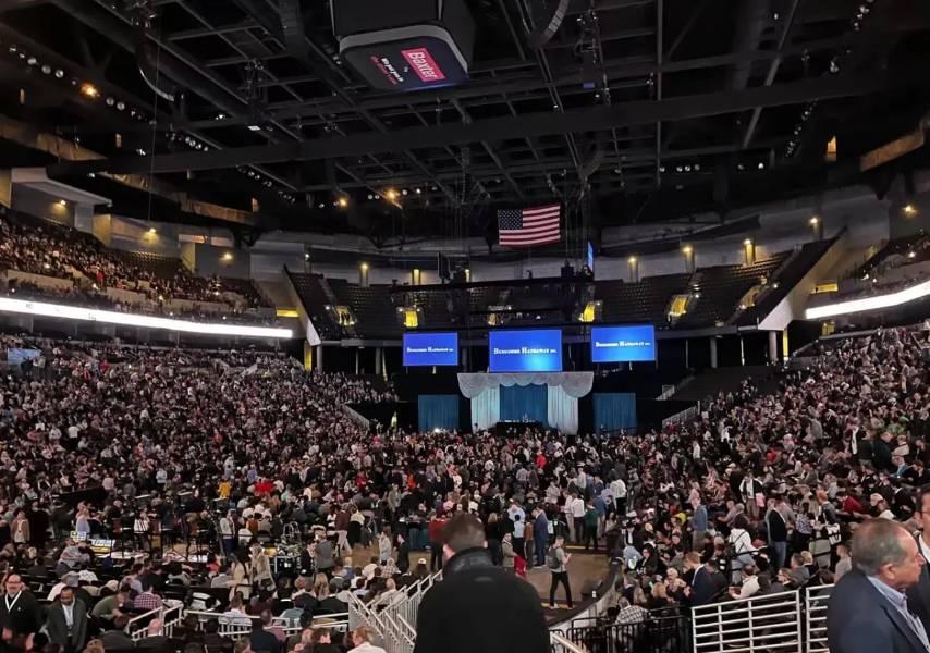 AI惹毛巴菲特 伯克希尔严正声明：老头不推荐投资产品、不掺和选举