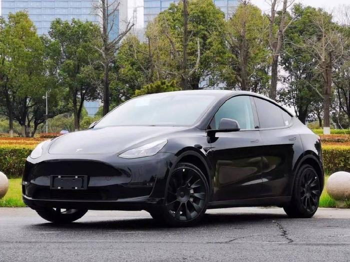 股价盘后大涨超12% 特斯拉Q3盈利超预期 马斯克：明年销量有望增加两到三成