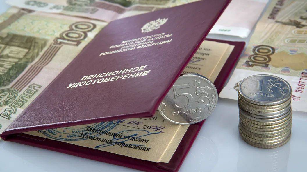 俄罗斯央行宣布暂停在国内市场购买外币!卢布巨震!