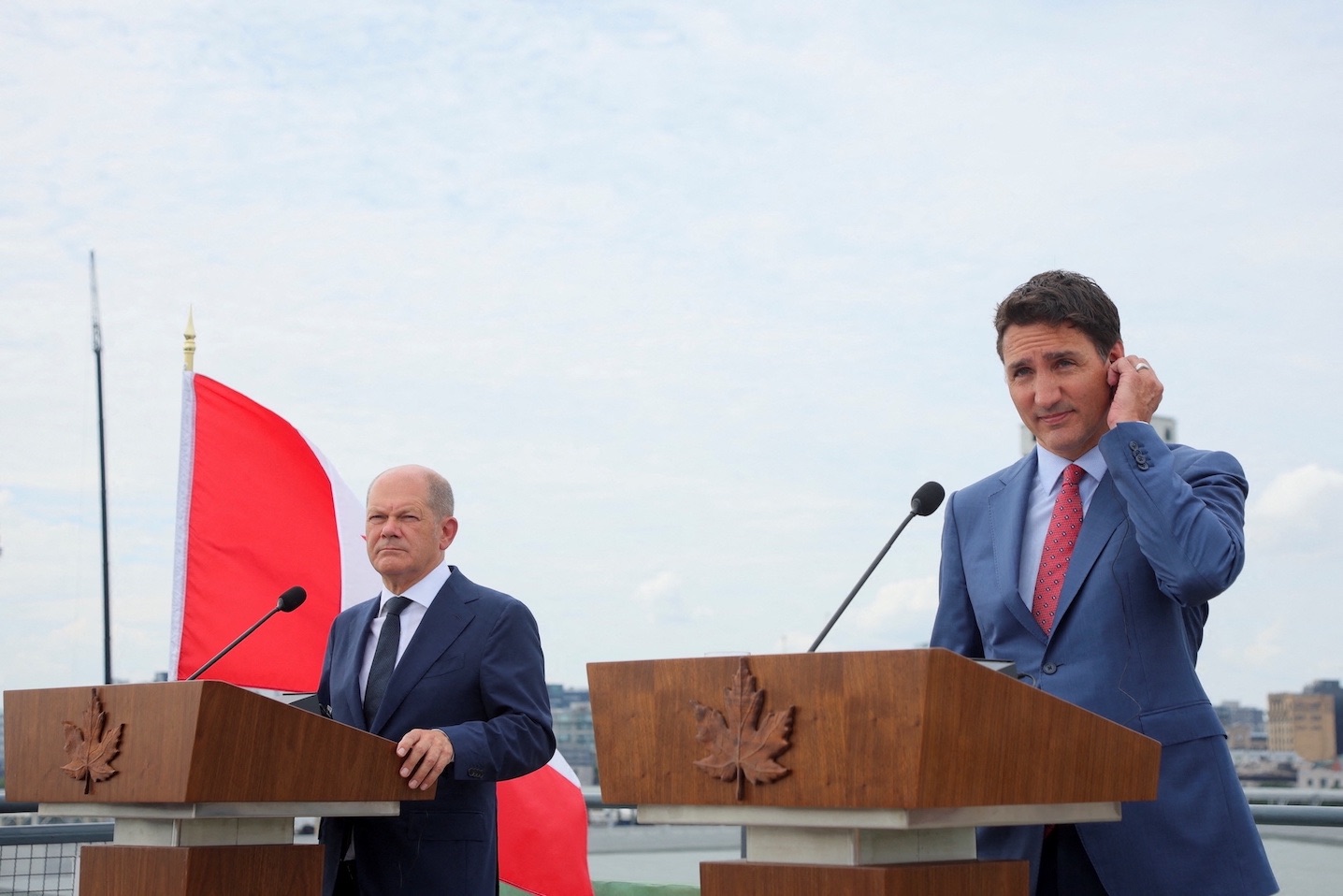 德国总理朔尔茨输掉信任投票 接下来会发生什么？