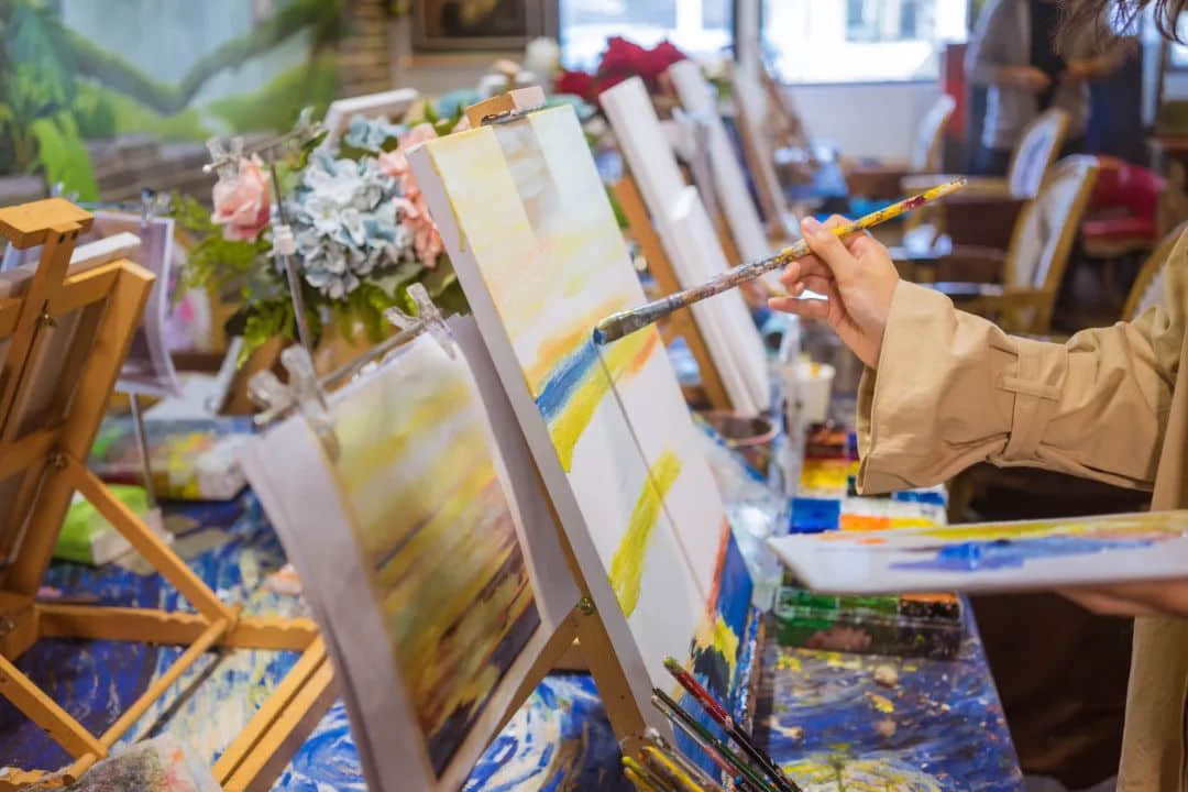 洛杉矶大火后的至暗时刻:房租飙升 重建或需千亿美元