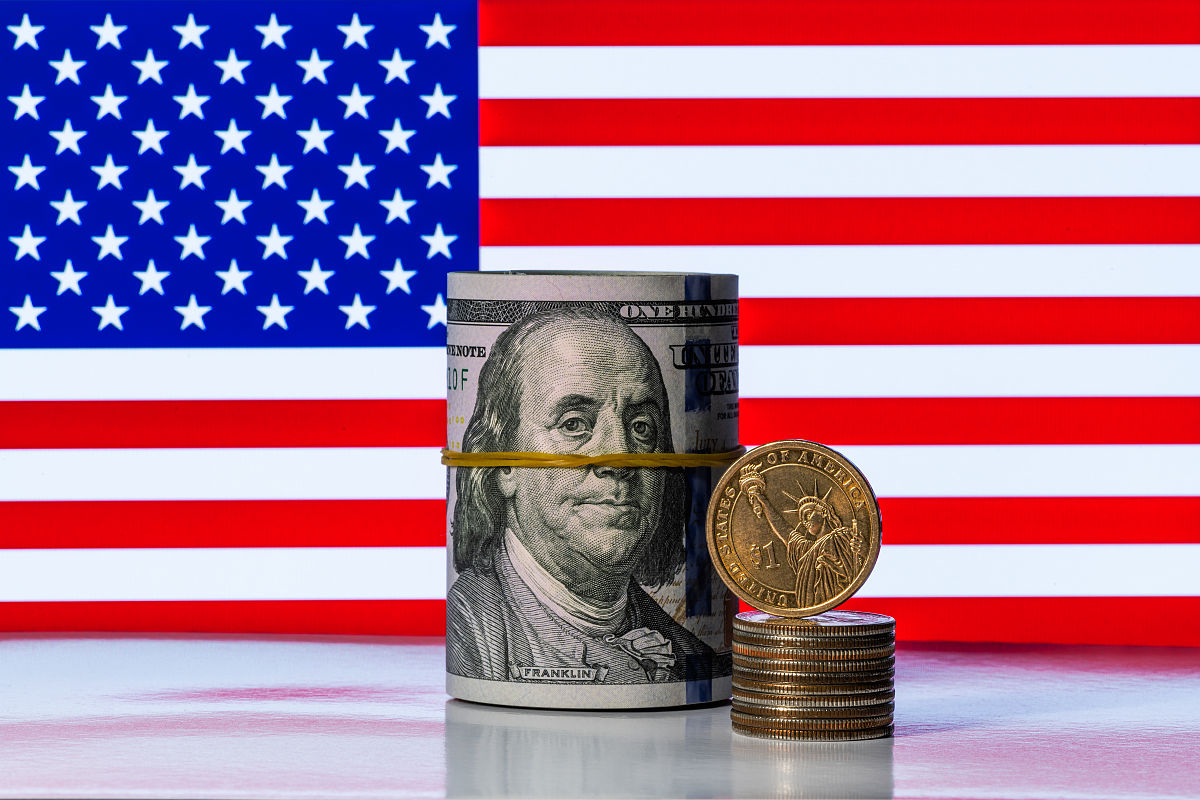 美加征10%关税!离岸人民币汇率创2022年10月以来新低