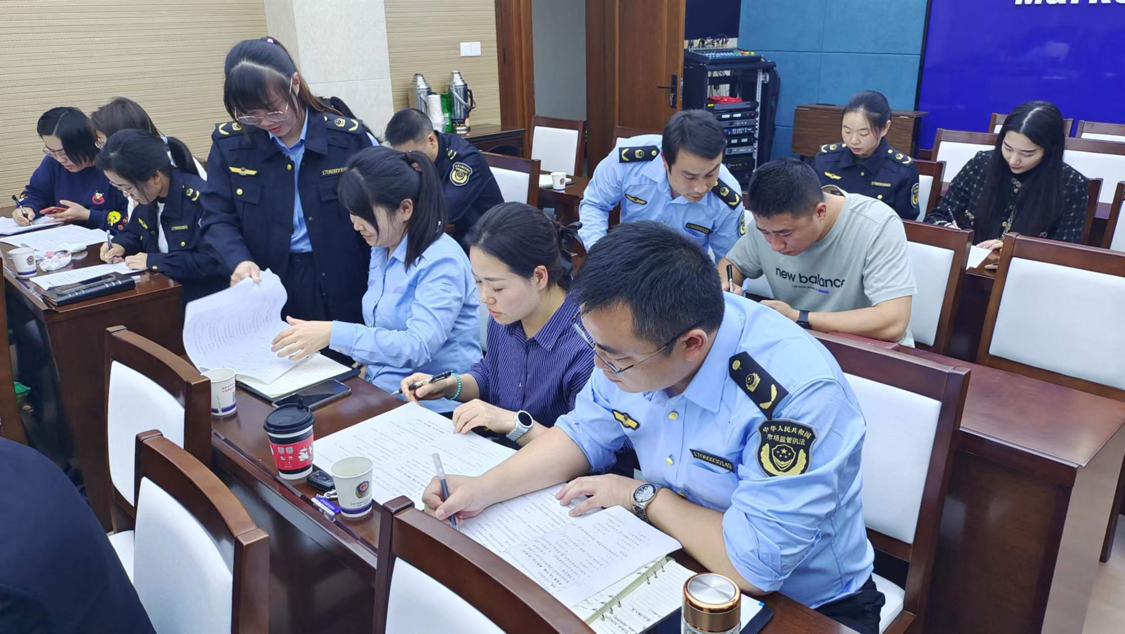 立方风控鸟·早报（2月22日）