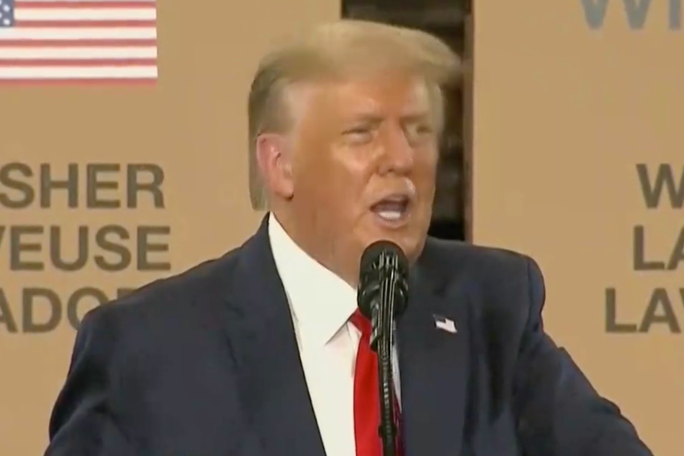 4月2日起 特朗普称将“按时”对墨西哥加拿大两国加征关税