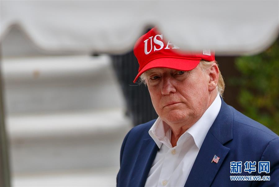 特朗普：美对墨加商品加征25%关税将于4日生效