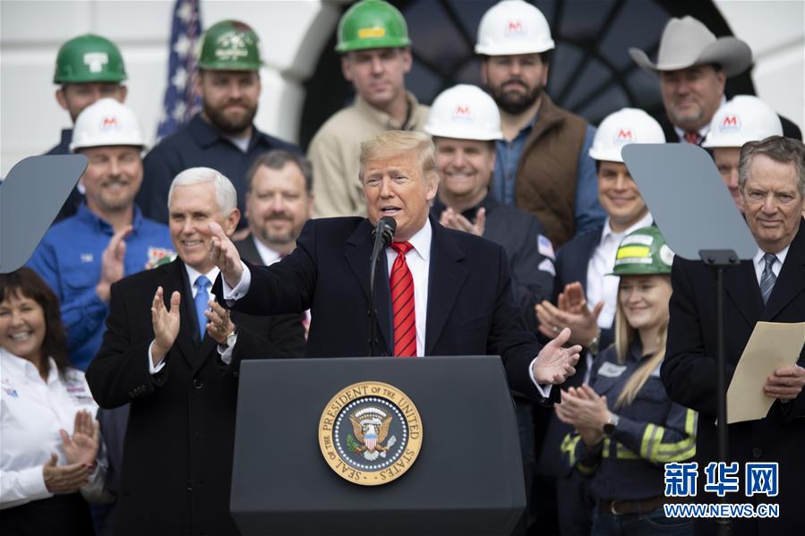 特朗普：美对墨加商品加征25%关税将于4日生效