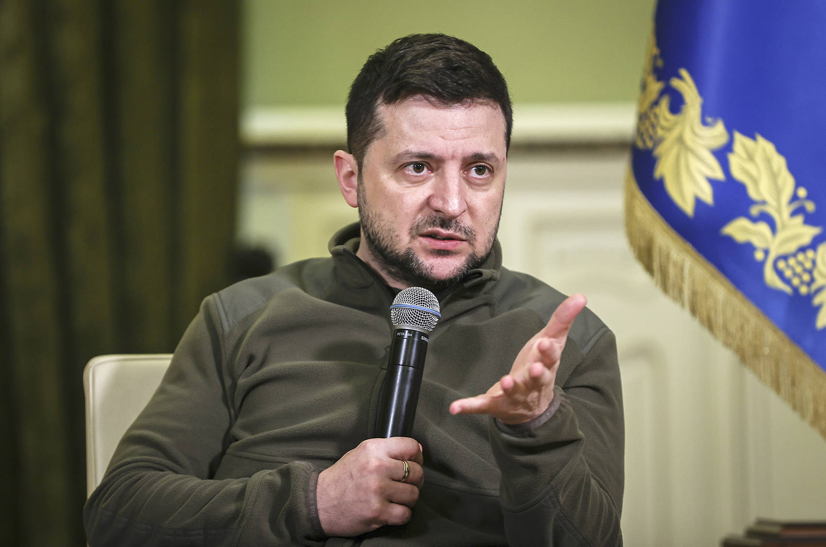 泽连斯基证实将与俄方换俘 期待与特朗普通话