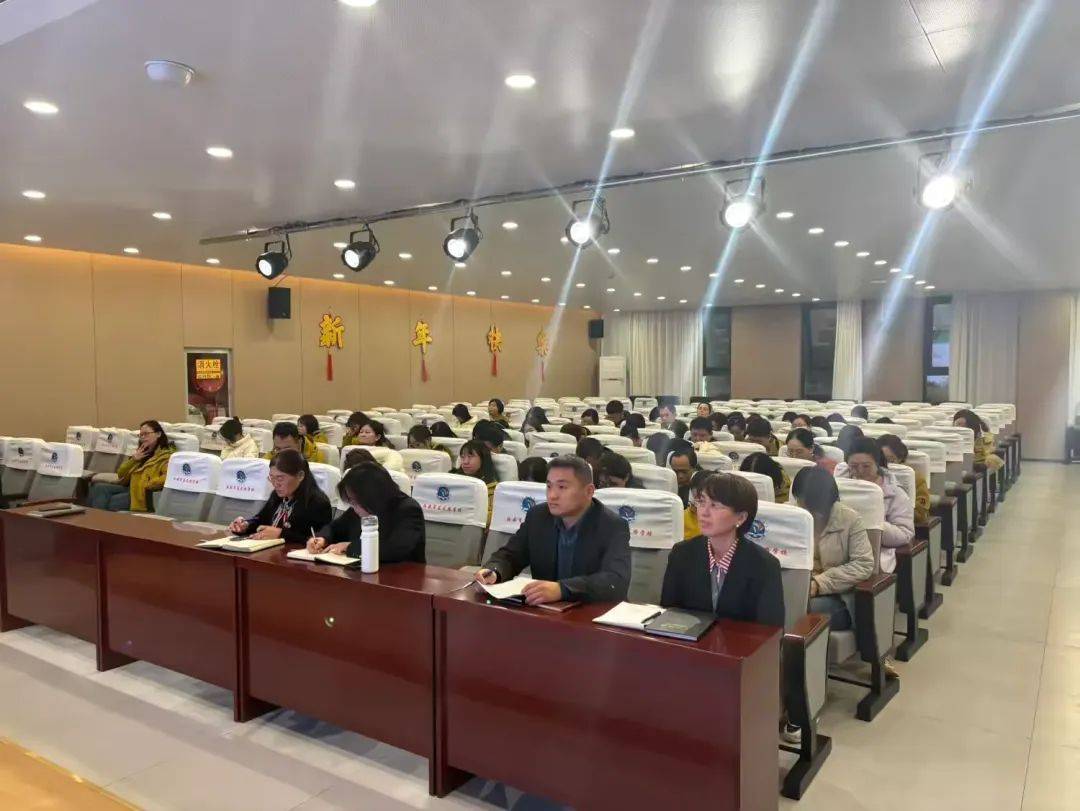 星能资产何未央:2025年股权投资“聚焦”与“韧性”之道