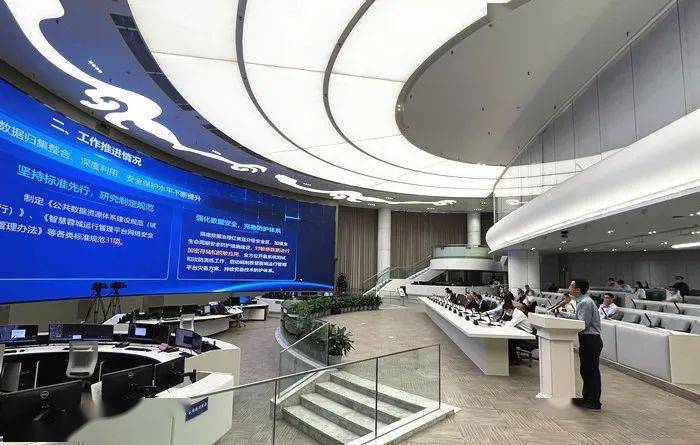 星能资产何未央:2025年股权投资“聚焦”与“韧性”之道