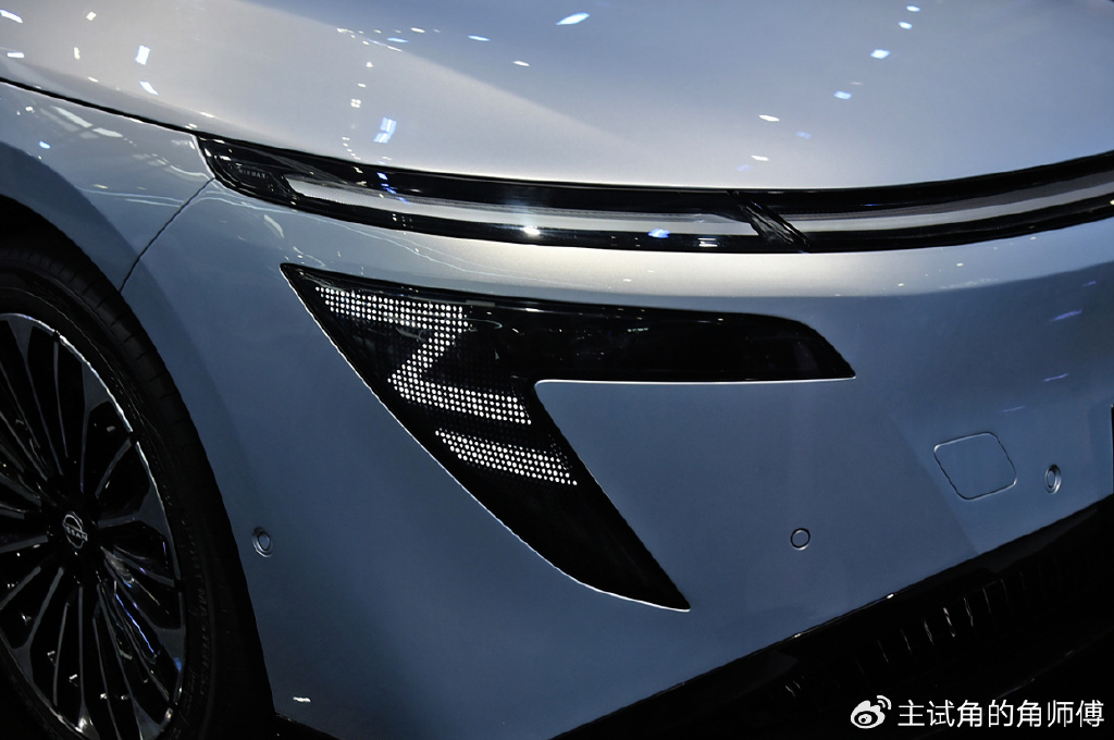 “N伟测转”盘中临时停牌