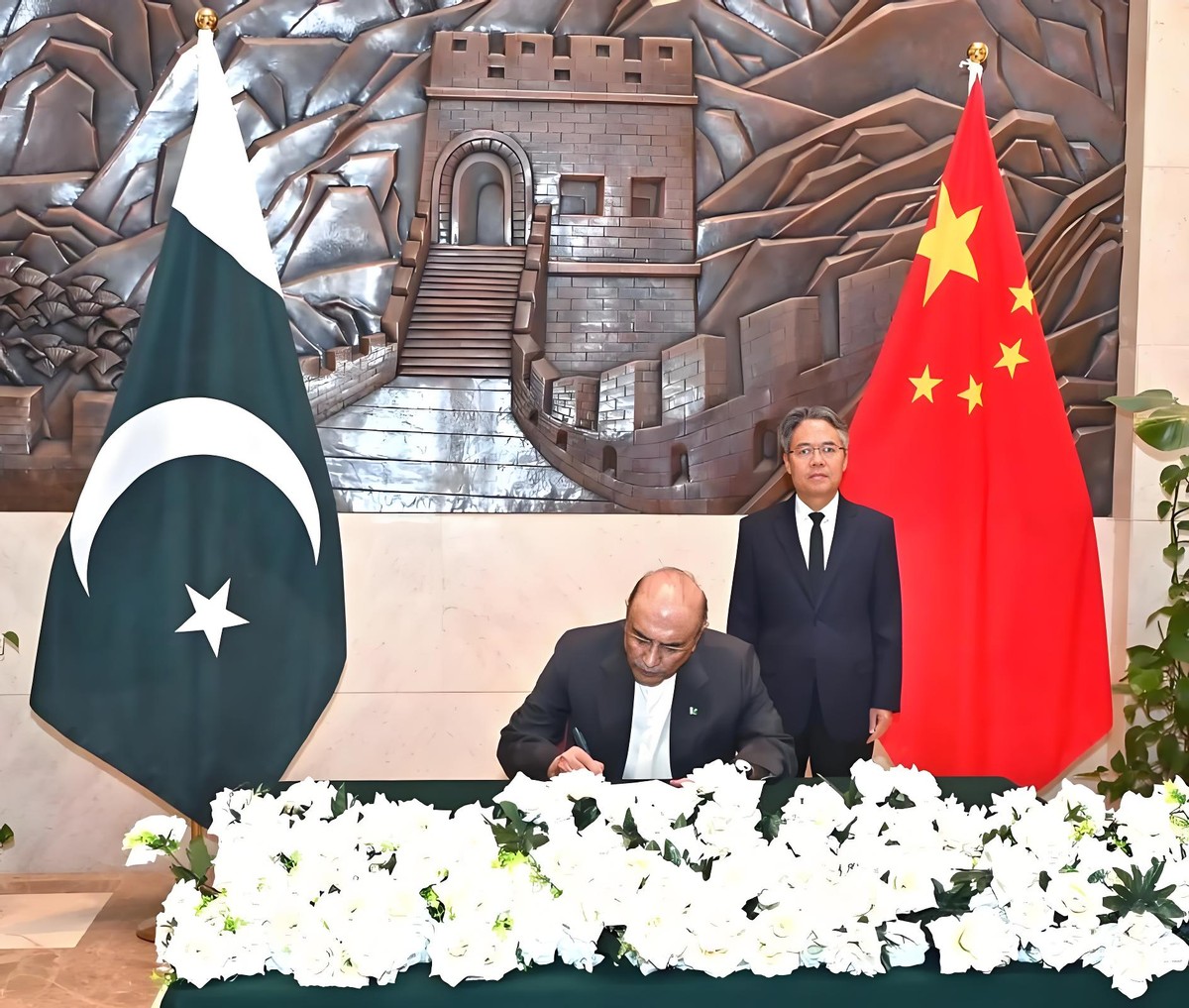 白宫称尚未就电影关税做出最终决定