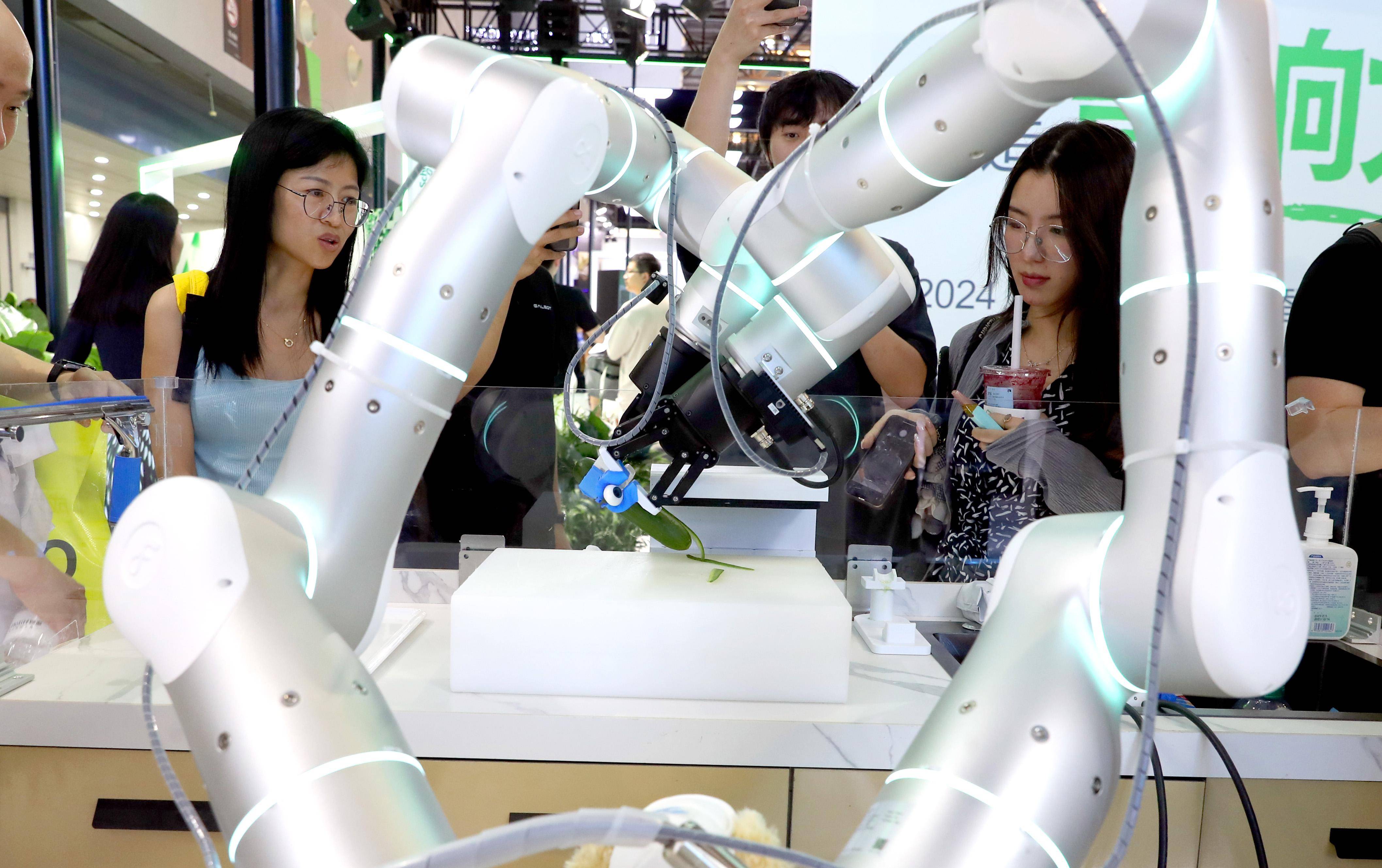 傲意科技发布4款创新产品 涵盖智能仿生手和机器人灵巧手两大产品线