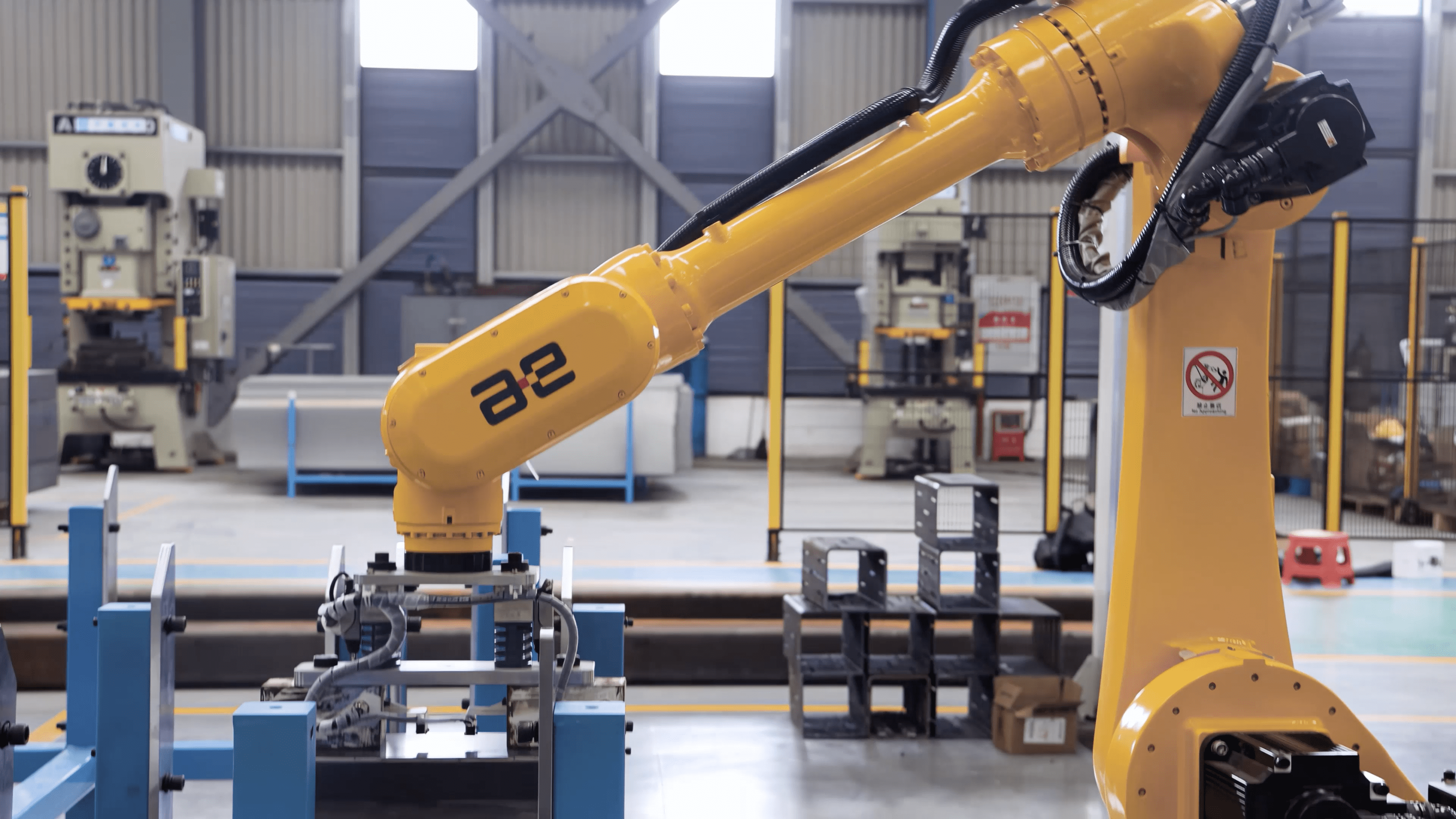 “先投后股”、革新奖补方式……财政资金真金白银助力 科技成果从实验室到生产线突围