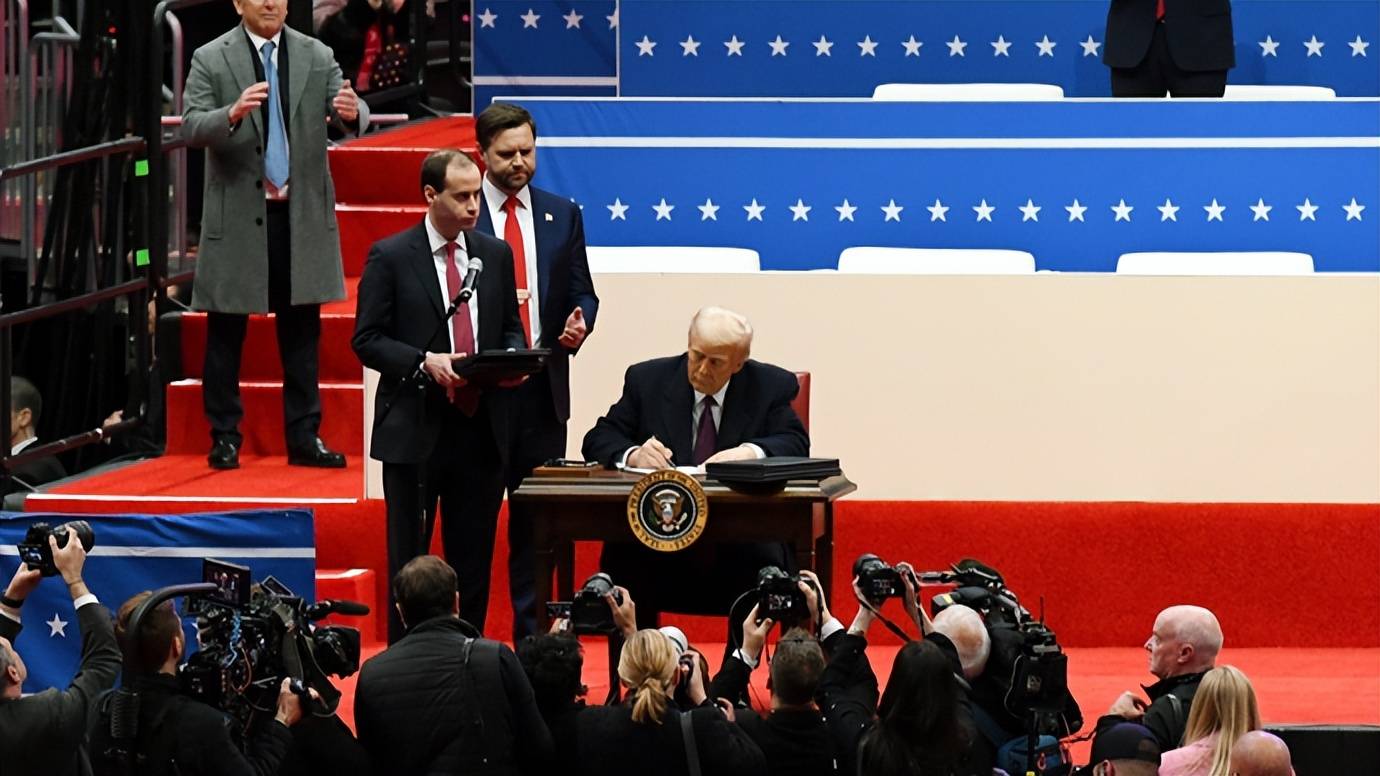 德国各界：美对欧关税一旦生效 将产生严重后果