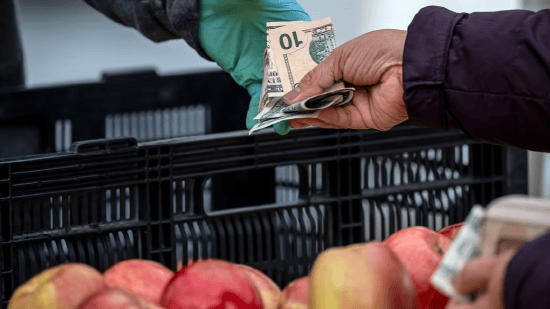 美国7月密歇根大学消费者信心指数初值为61.8 预期61.5