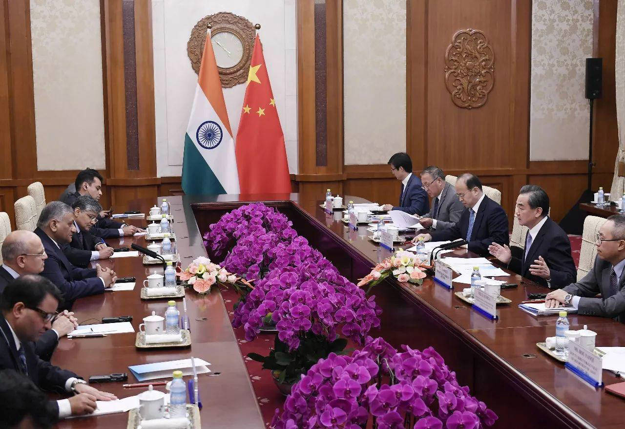 中印边界问题特别代表会晤达成10点共识