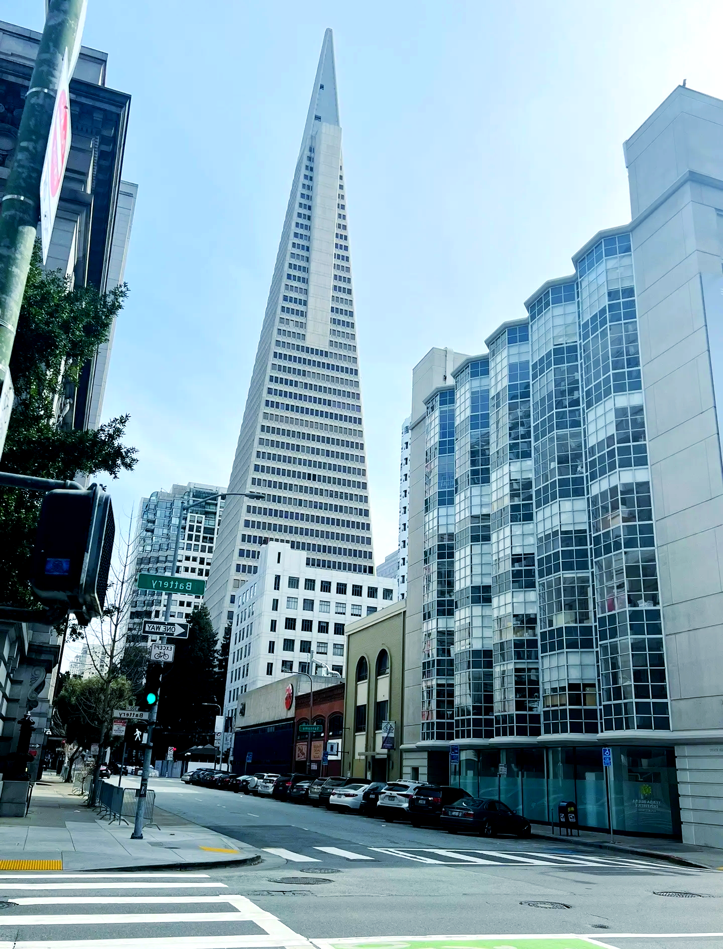 旧金山联储主席:或将很快降息 关税对通胀影响短暂