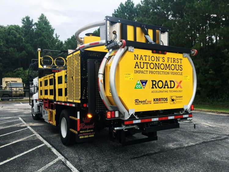 商业化提速谷歌迎劲敌!亚马逊Zoox寻求大规模部署无人驾驶汽车